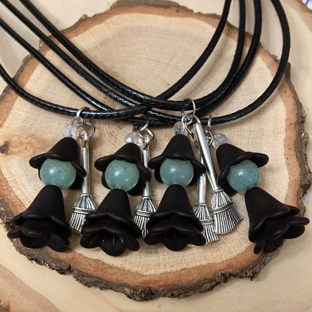 The Witch Luamar magic Necklace